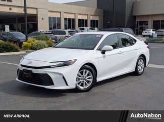 Used 2025 Toyota Camry LE video 1