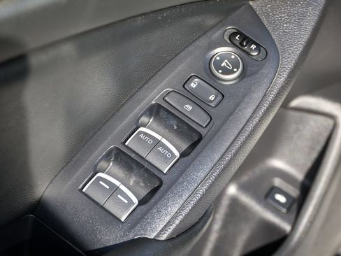 Used 2019 Honda Accord Touring image 5
