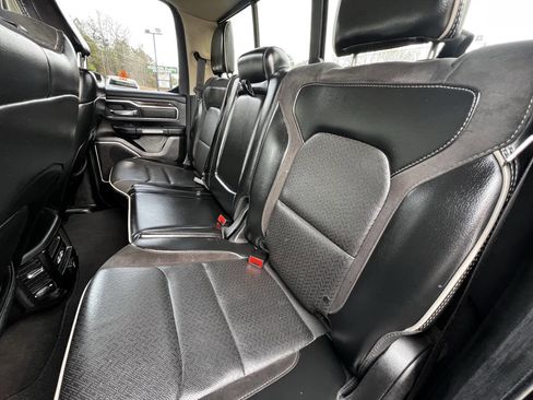 Used 2019 RAM 1500 Laramie image 18