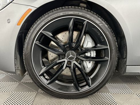 Used 2022 Mercedes-Benz E 53 AMG 4MATIC Sedan image 37