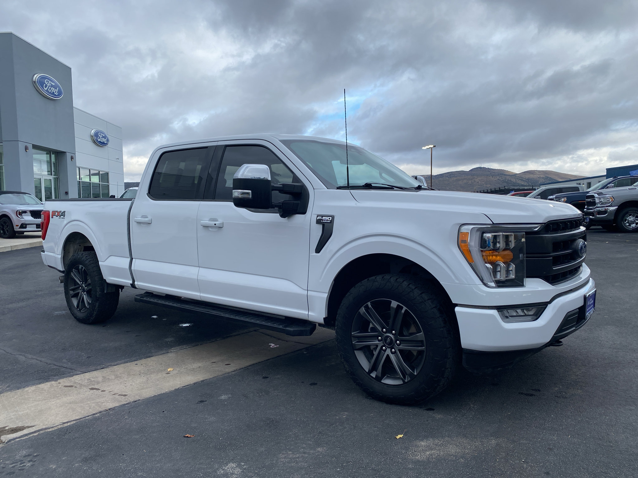 Certified 2022 Ford F150 Lariat w/ Max Trailer Tow Package AWD/4WD image 22