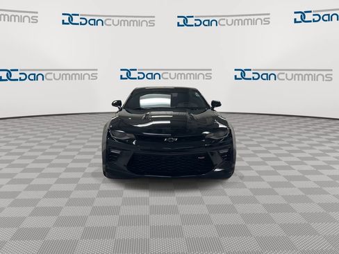 Used 2016 Chevrolet Camaro SS RWD image 3