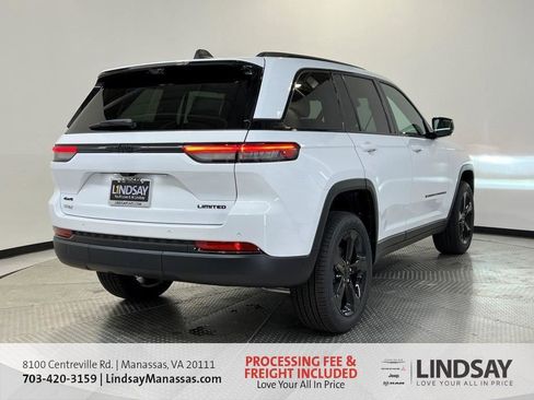 New 2025 Jeep Grand Cherokee Limited w/ Luxury Tech Group II image 4