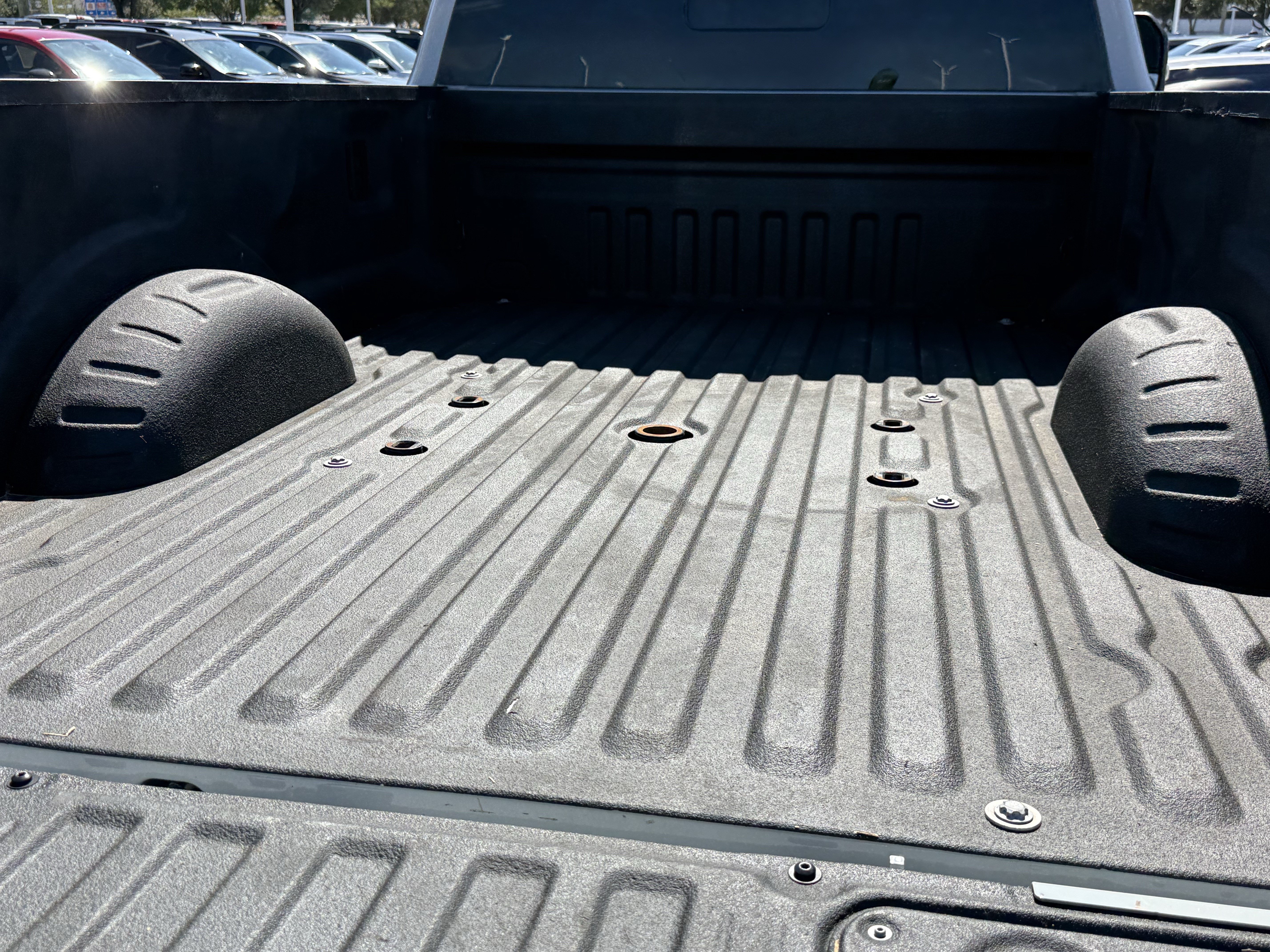Used 2025 Ford F350 Lariat w/ Lariat Ultimate Package AWD/4WD image 33