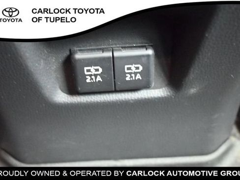 Used 2021 Toyota RAV4 Limited AWD/4WD image 20