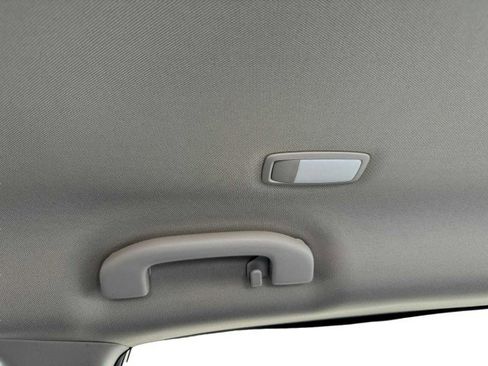 Used 2020 Nissan Murano SV image 38