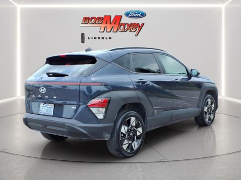 Used 2025 Hyundai Kona SEL AWD/4WD image 4