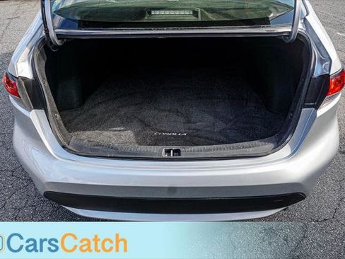 Used 2020 Toyota Corolla LE image 34