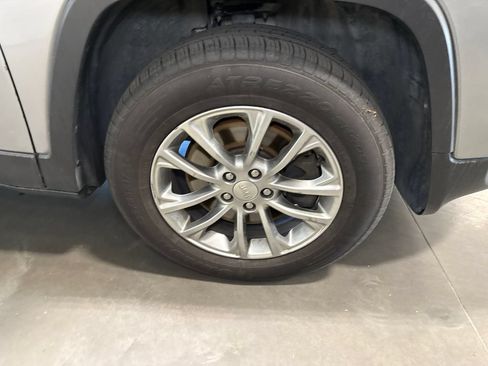Used 2016 Jeep Cherokee Sport w/ Safety Group AWD/4WD image 15