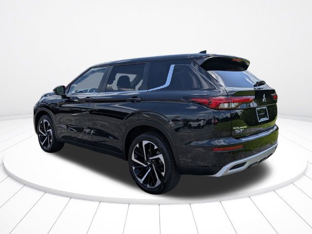 Used 2024 Mitsubishi Outlander SE AWD/4WD image 5