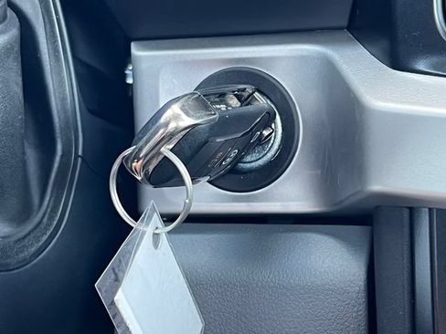 New 2025 Ford F250 XL w/ 360-Degree Camera Package AWD/4WD image 30