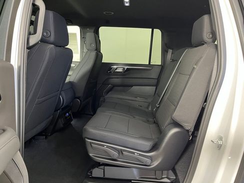 New 2025 Chevrolet Suburban LS image 13