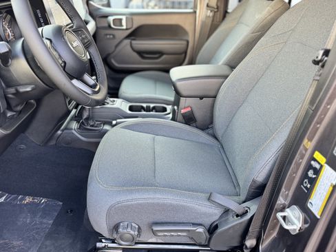 New 2025 Jeep Wrangler Sport S AWD/4WD image 17