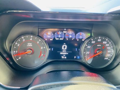 Used 2019 Chevrolet Camaro SS image 34