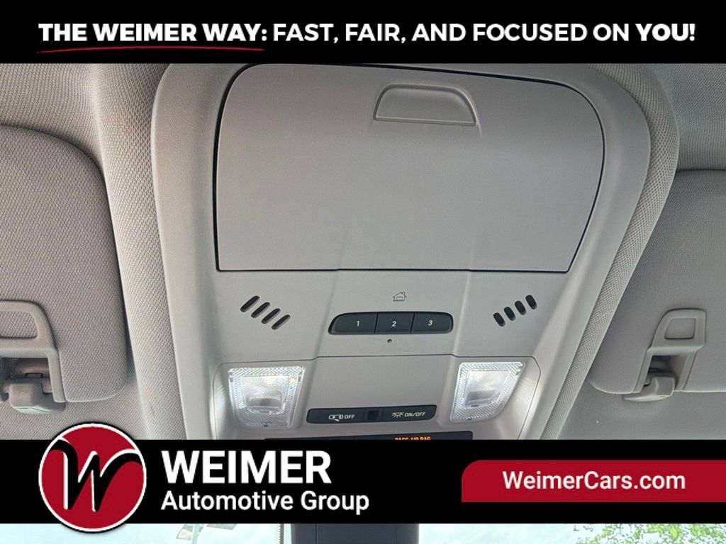 Used 2023 Chevrolet Equinox Premier AWD/4WD image 31