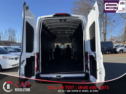 Used 2023 Ford Transit 250 148 High Roof Extended AWD w/ Load Area Protection Package image 6