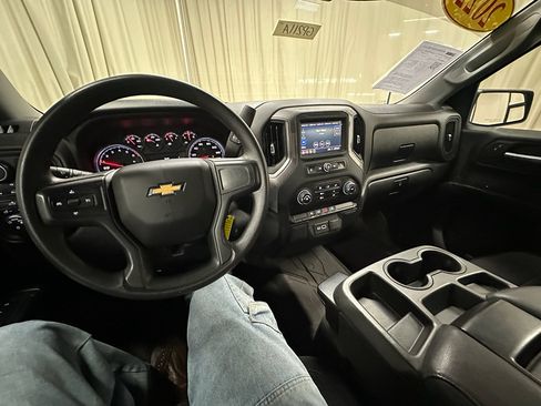 Used 2022 Chevrolet Silverado 1500 Custom w/ LPO, Blackout Package image 34
