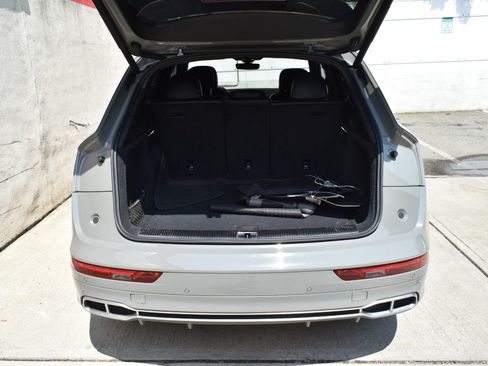 Used 2020 Audi SQ5 Premium Plus w/ Premium Plus Package AWD/4WD image 34