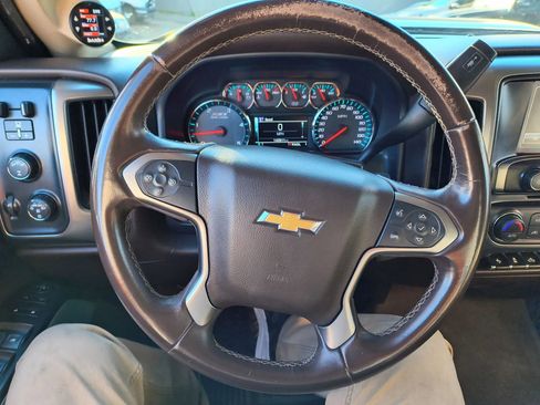 Used 2018 Chevrolet Silverado 2500 LT w/ LT Convenience Package image 11