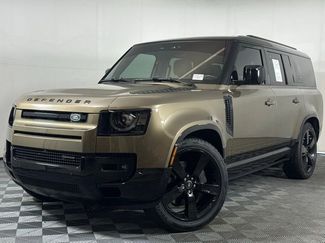 Used 2023 Land Rover Defender 130 X-Dynamic SE video 1