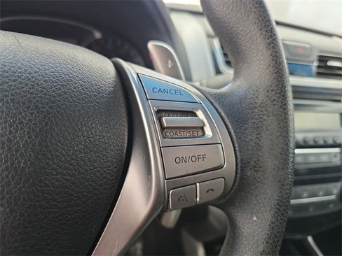 Used 2013 Nissan Altima 3.5 S image 17