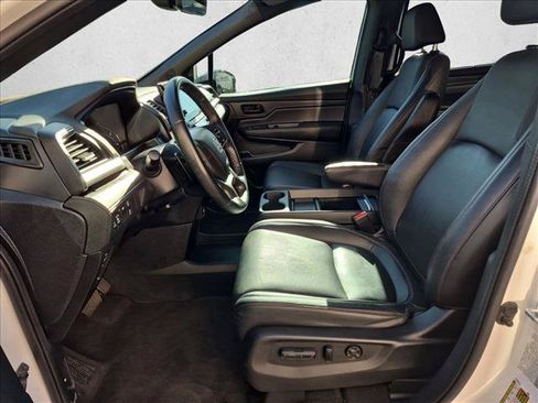 Used 2024 Honda Odyssey Sport image 16