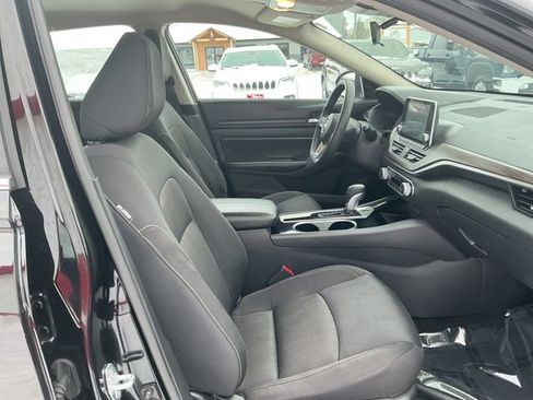 Used 2024 Nissan Altima 2.5 SV image 22