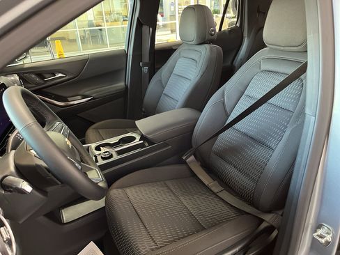 New 2026 Chevrolet Equinox LT FWD image 12