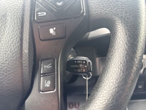 Used 2022 Toyota Tacoma SR AWD/4WD image 19