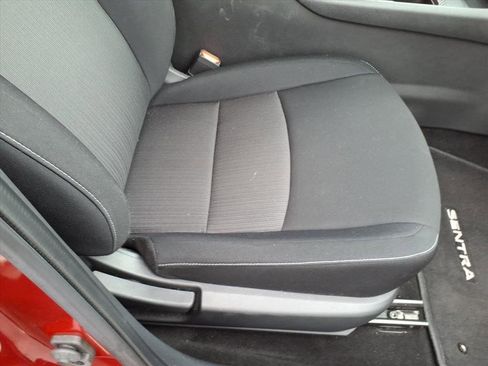 Used 2022 Nissan Sentra SV image 15