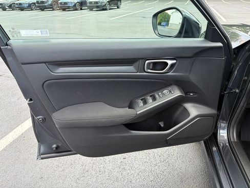 Certified 2025 Honda Civic Sport image 17