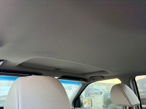 Used 2011 Honda Pilot EX-L image 16