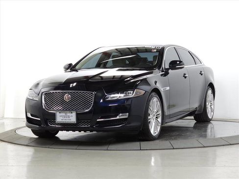 Used 2016 Jaguar XJ L Portfolio image 3