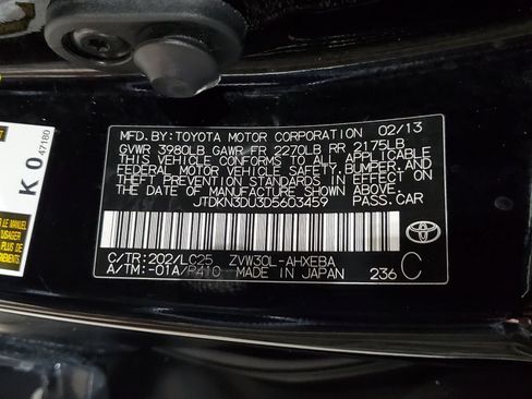 Used 2013 Toyota Prius Persona Series FWD image 38