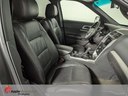 Used 2013 Ford Explorer XLT AWD/4WD image 48