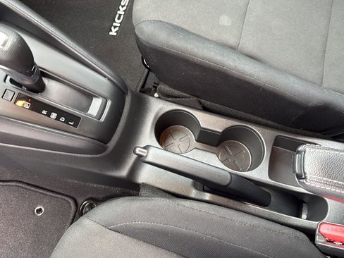 Used 2025 Nissan Kicks Play S FWD image 23