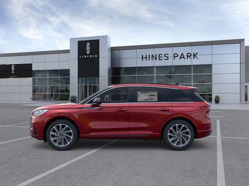 New 2026 Lincoln Corsair Grand Touring image 3