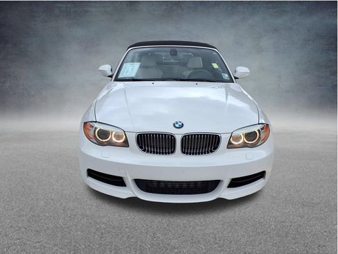 Used 2013 BMW 135i Convertible RWD image 4