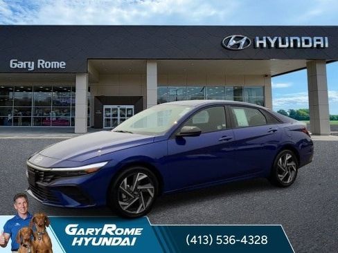 Certified 2025 Hyundai Elantra SEL FWD image 4