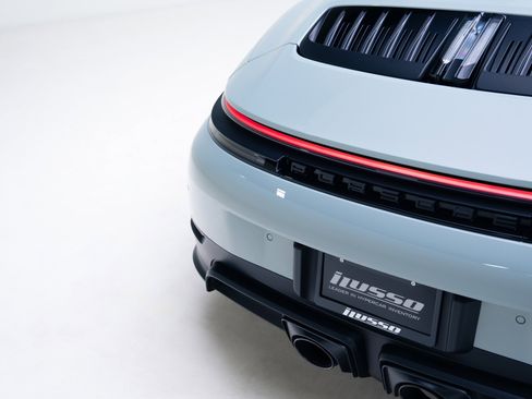 Used 2025 Porsche 911 Carrera 4 GTS image 22