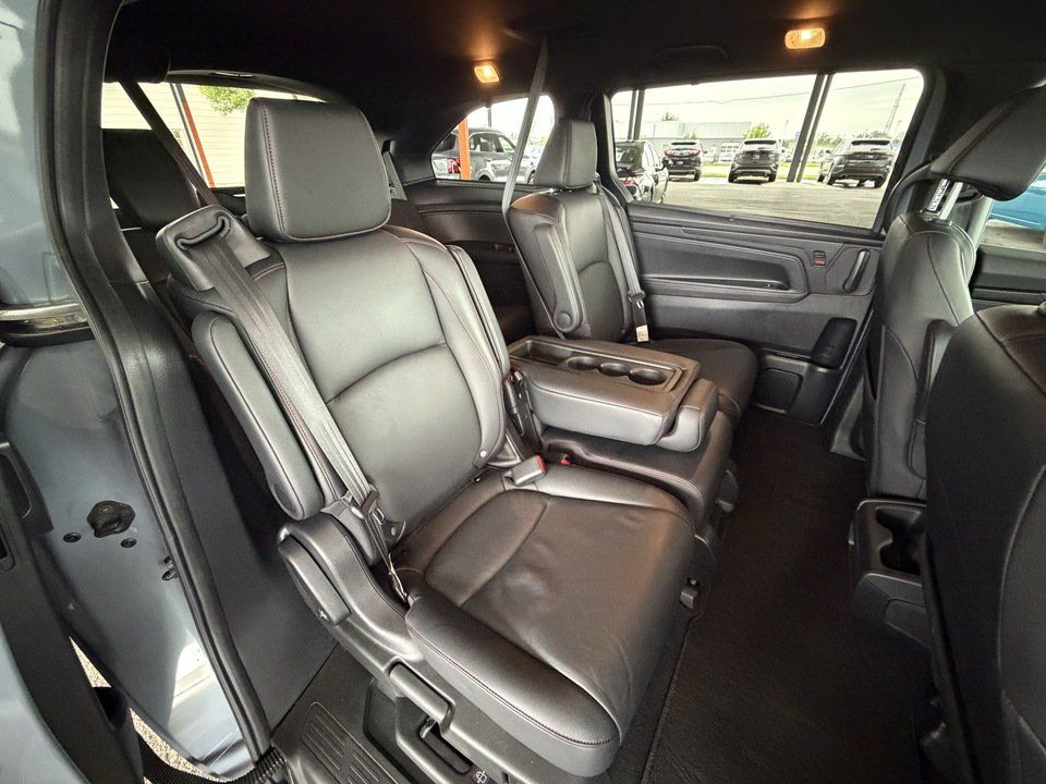 Used 2025 Honda Odyssey Sport-L image 31