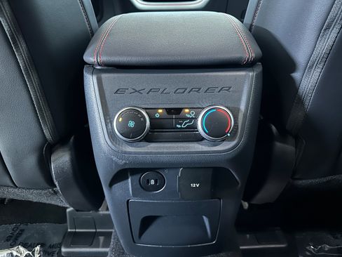 Certified 2025 Ford Explorer ST-Line image 10