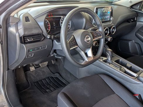 Used 2024 Nissan Sentra SV image 13