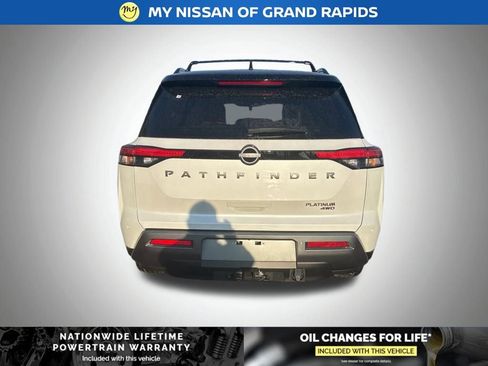 New 2026 Nissan Pathfinder Platinum w/ Cargo Package image 4