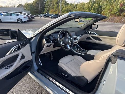 Used 2022 BMW 430i Convertible w/ M Sport Package image 9