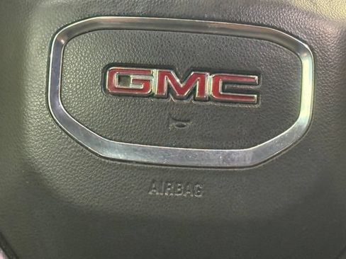 Used 2020 GMC Sierra 1500 AT4 w/ AT4 Premium Package AWD/4WD image 17
