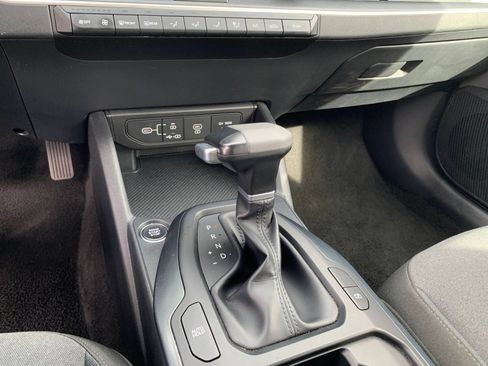 Used 2025 Kia K4 FWD image 40