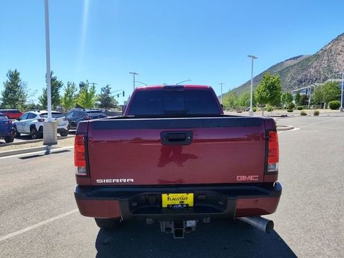 Used 2013 GMC Sierra 2500 Denali w/ Suspension Package, Off-Road AWD/4WD image 4