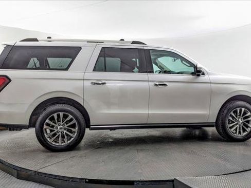 Used 2018 Ford Expedition Max Limited w/ Equipment Group 301A RWD image 9