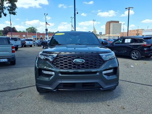Used 2024 Ford Explorer ST-Line w/ Class IV Trailer Tow Package AWD/4WD image 3